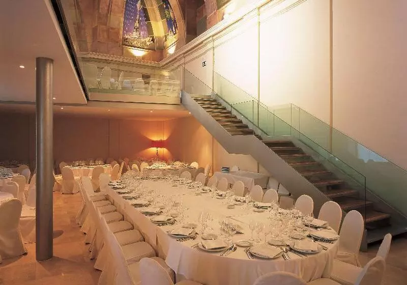 Hotelli NH Zamora Palacio Del Duero