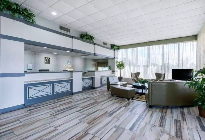 호텔 Quality Inn & Suites Brooksville I 75 Dade City