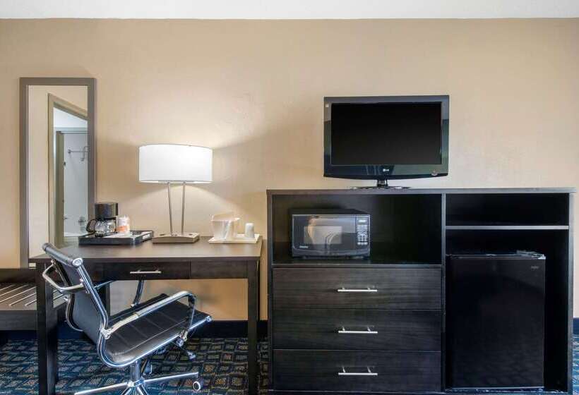 فندق Quality Inn & Suites Brooksville I 75 Dade City