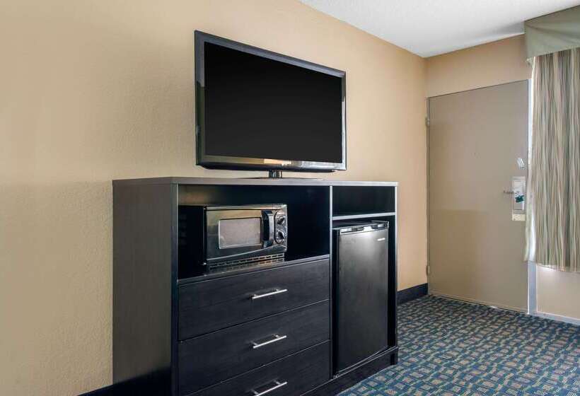 فندق Quality Inn & Suites Brooksville I 75 Dade City