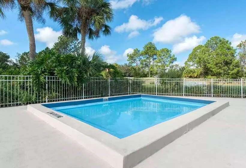 호텔 Quality Inn & Suites Brooksville I 75 Dade City