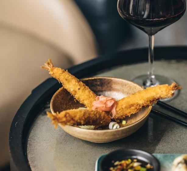 Отель The Inn On The Green