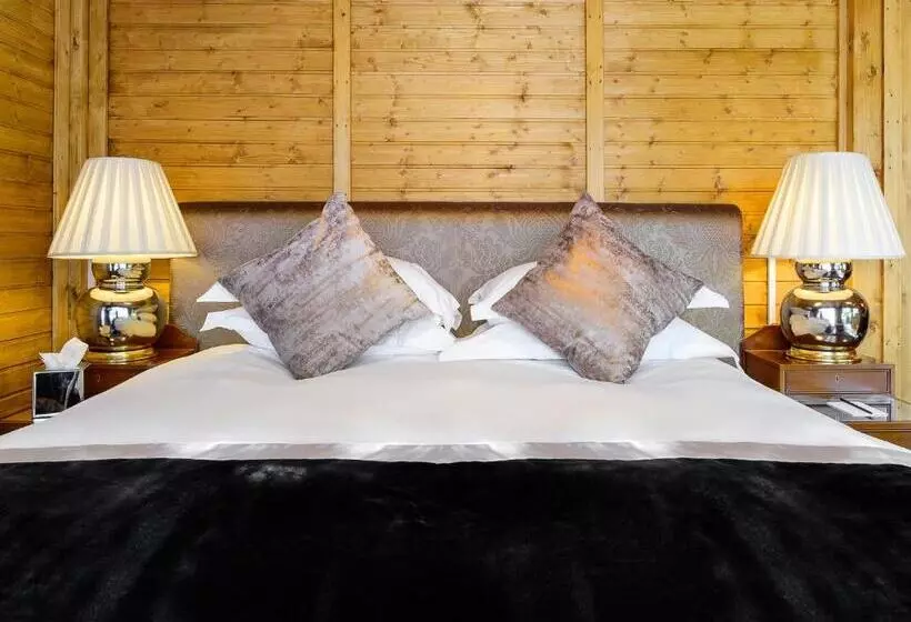 Hotelli The Inn On The Green