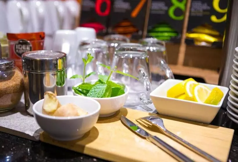 酒店 The Niu Stream