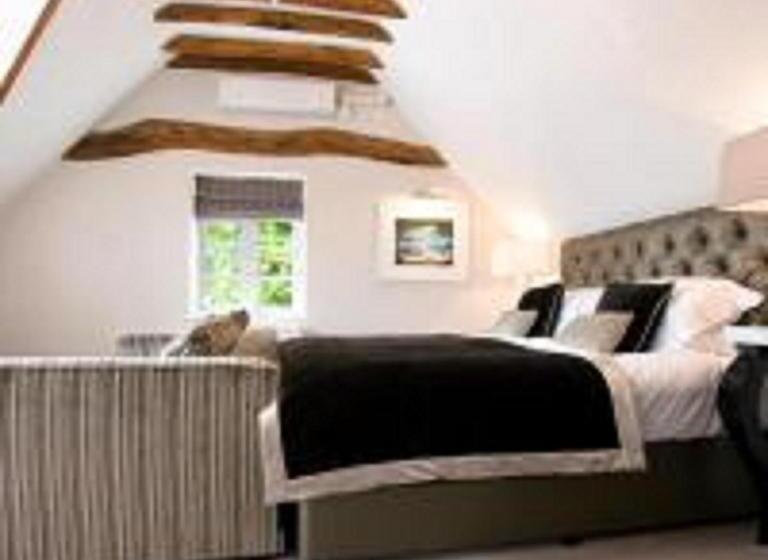 Отель The Inn On The Green