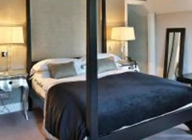 Hotelli The Inn On The Green