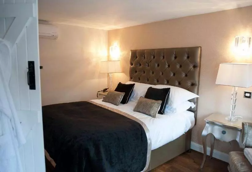 Hotelli The Inn On The Green