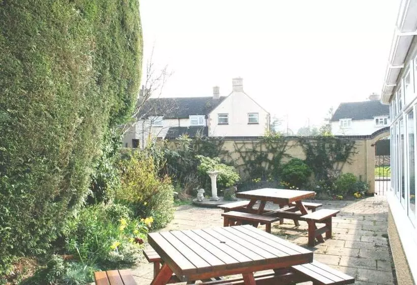 Отель The New Inn