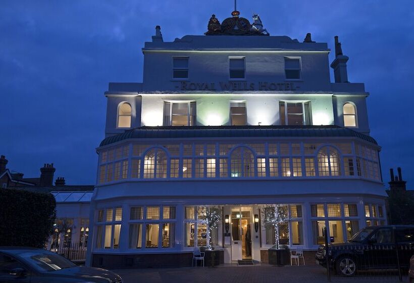 בית מלון כפרי The Royal Wells