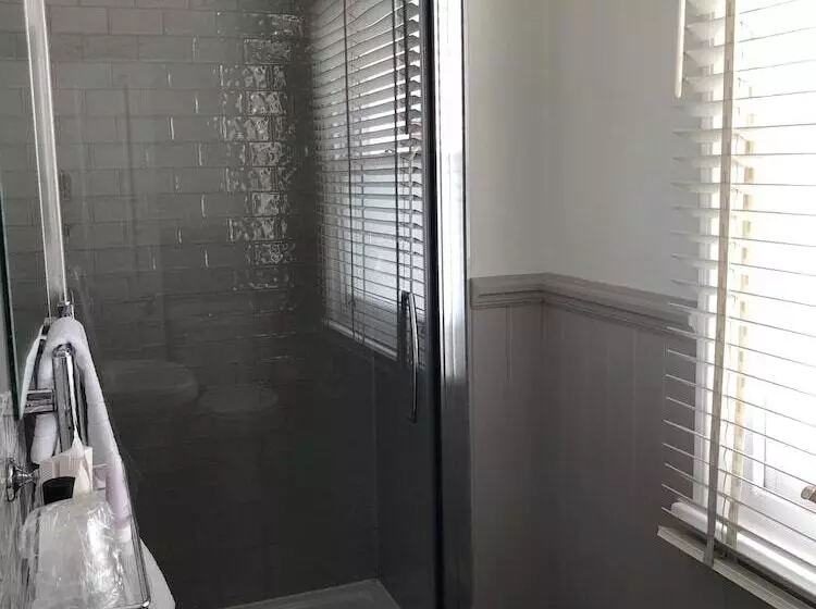 فندق The Royal Wells