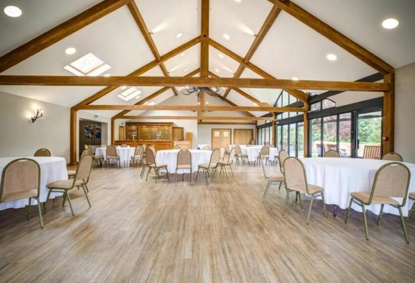 בית מלון כפרי The Speech House