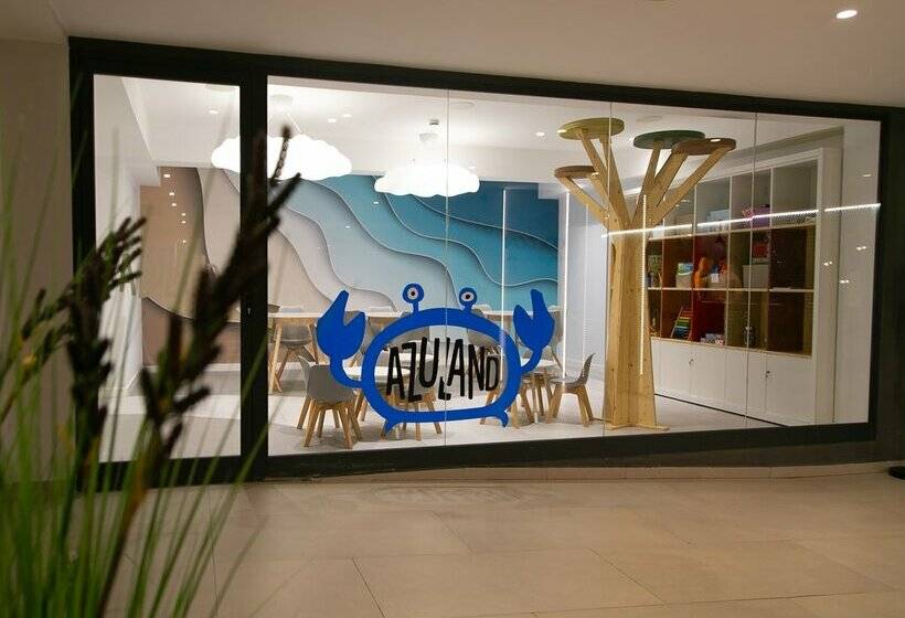 L'Azure Hotel 4* Sup