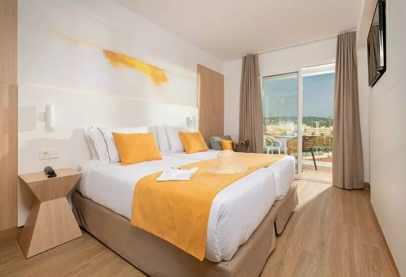 L'Azure Hotel 4* Sup