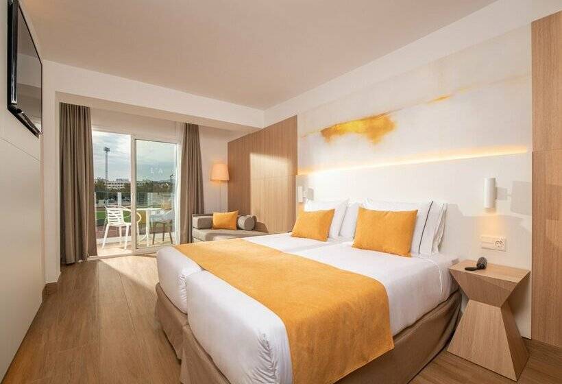 L'Azure Hotel 4* Sup