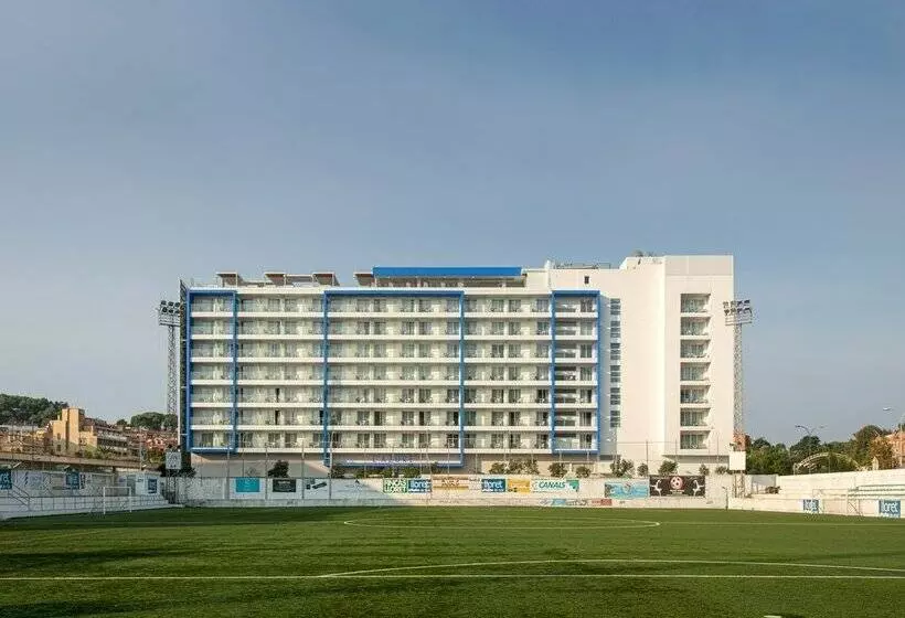 L'Azure Hotel 4* Sup