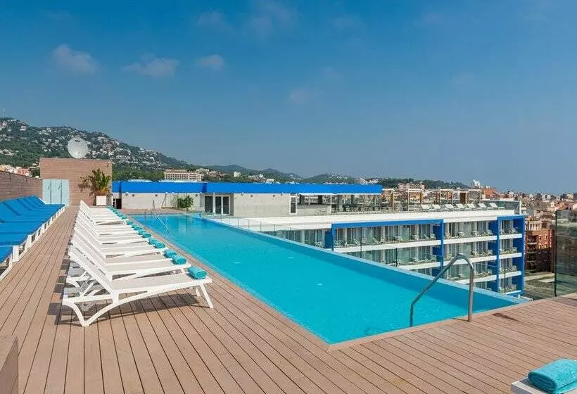 L'Azure Hotel 4* Sup