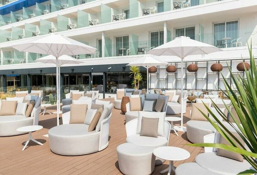 L'Azure Hotel 4* Sup