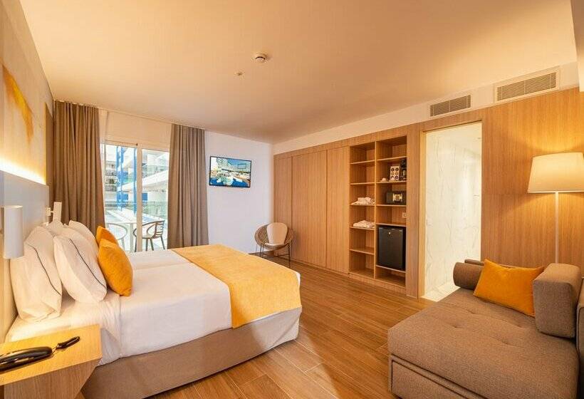 L'Azure Hotel 4* Sup