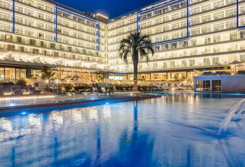 L'Azure Hotel 4* Sup