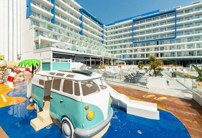 L'Azure Hotel 4* Sup