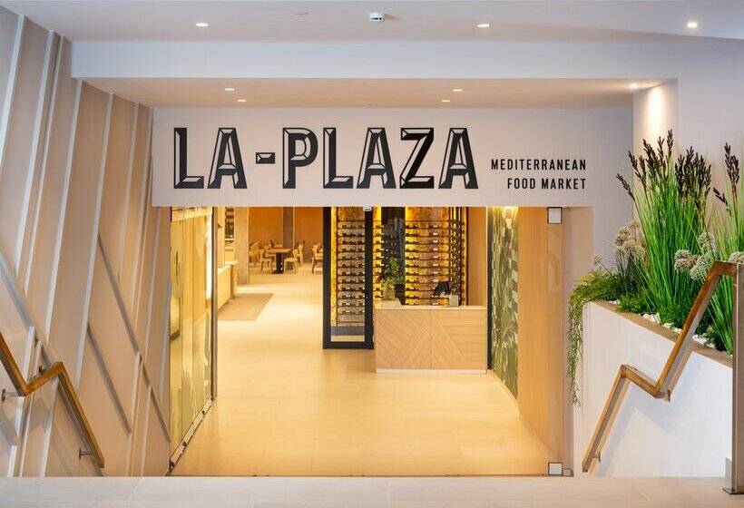 L'Azure Hotel 4* Sup