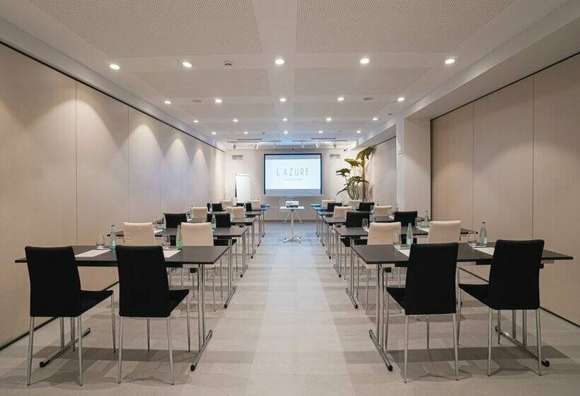 L'Azure Hotel 4* Sup