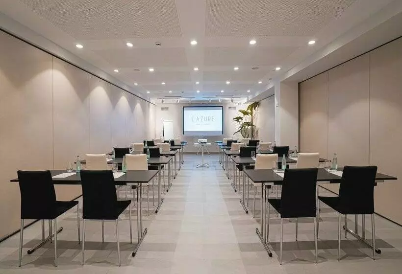 L'Azure Hotel 4* Sup