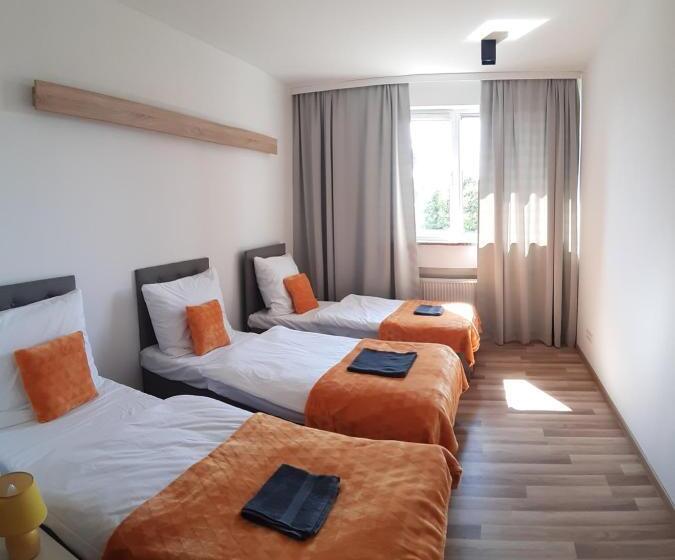 בית מלון כפרי Miodowy