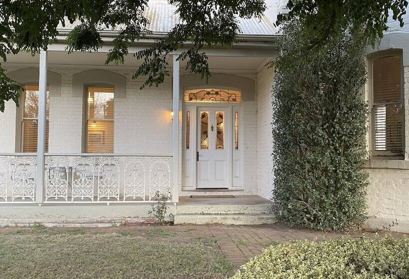 膳宿费 Blayney House