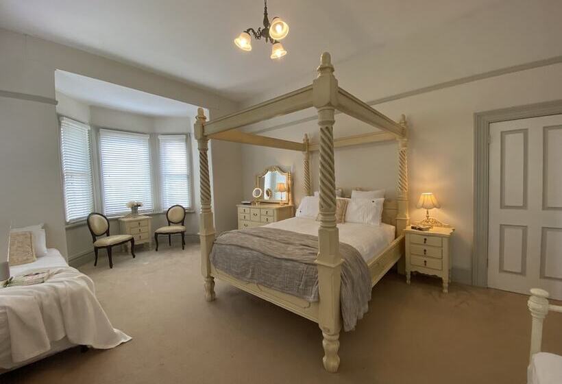 膳宿费 Blayney House