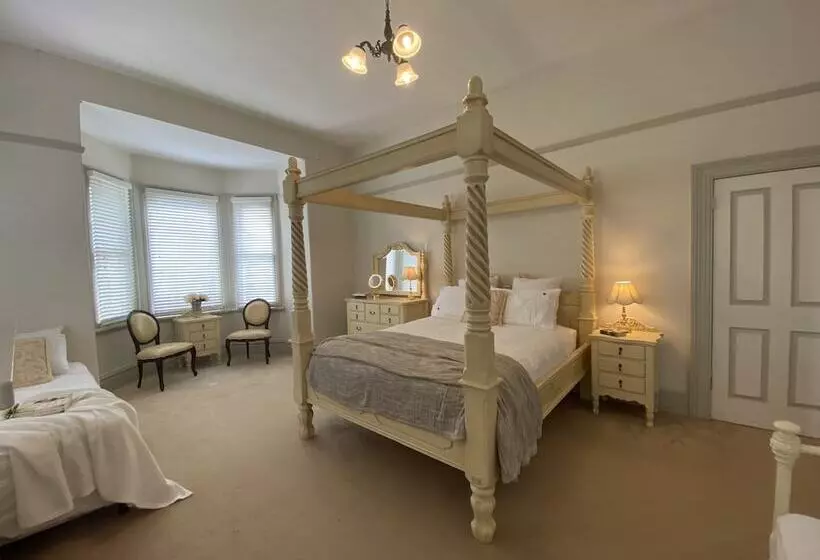 ペンション Blayney House