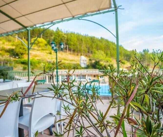 Hotell Sites Et Paysages L Orée De Provence