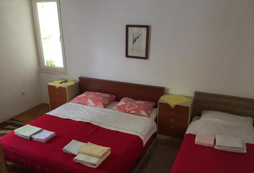 بنسيون Apartments Rako