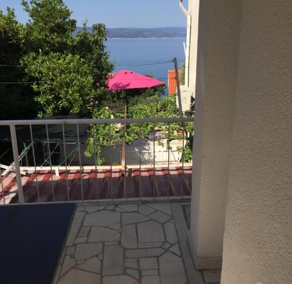 بنسيون Apartments Rako