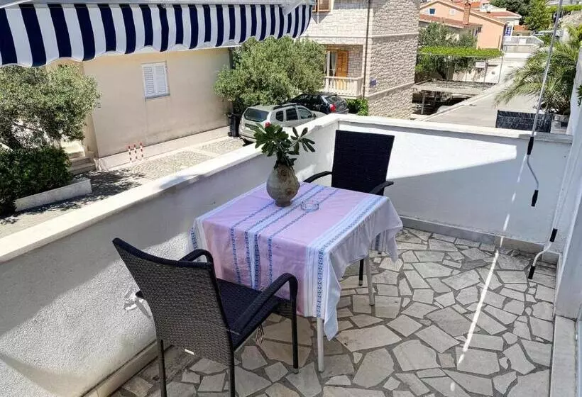 Majatalo Apartments Rako