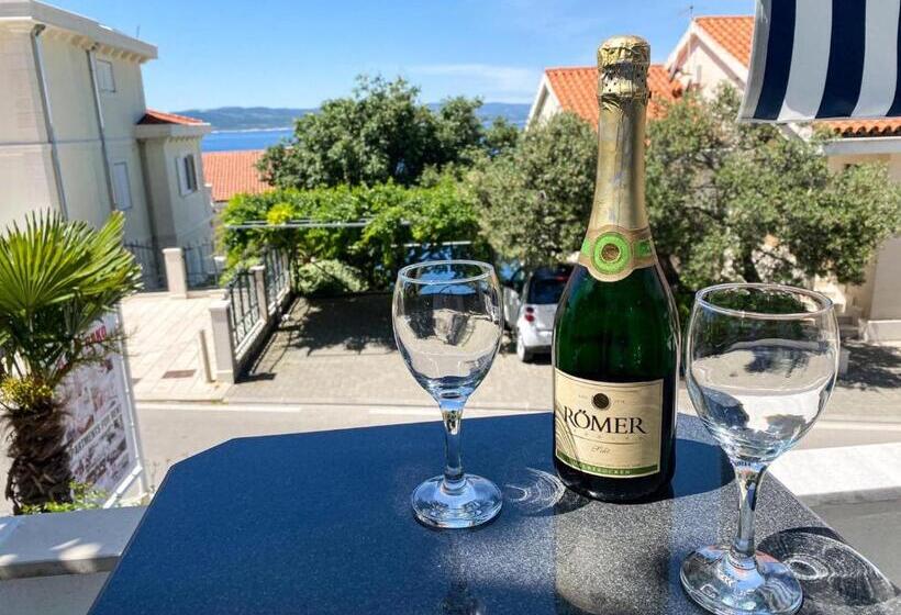 بنسيون Apartments Rako