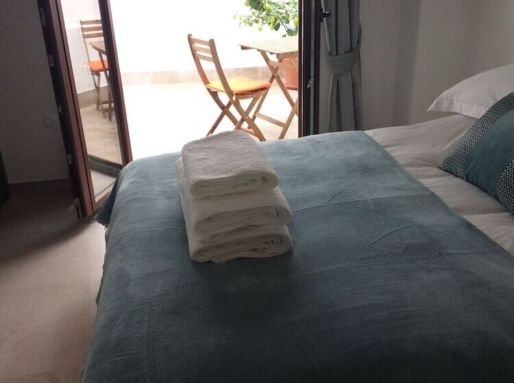 פנסיון Casa Clavero