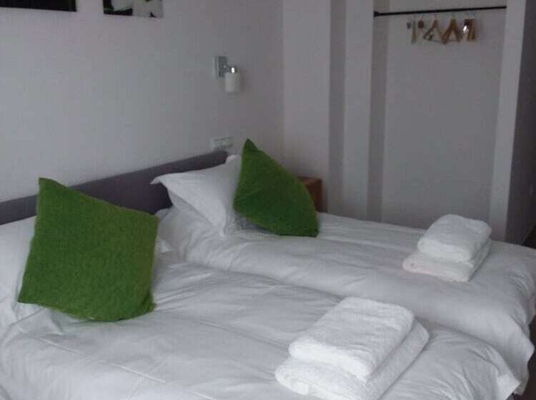 פנסיון Casa Clavero