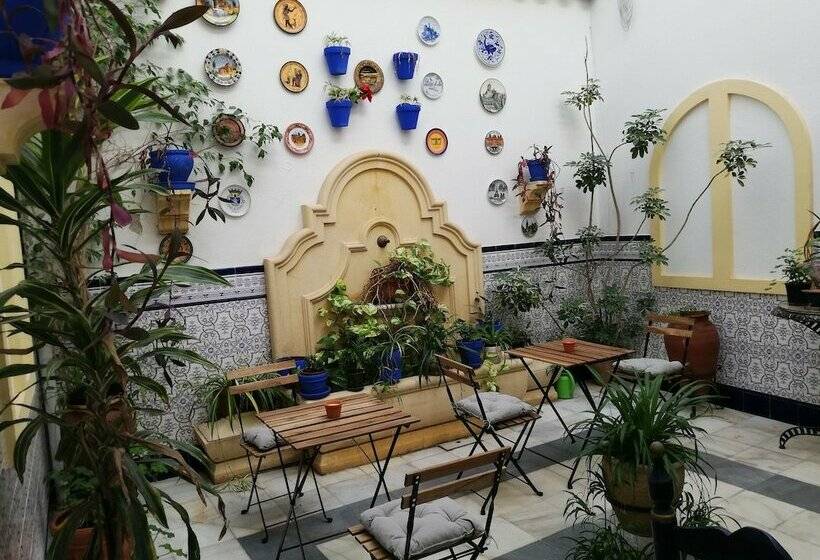 پانسیون Patio De La Fuenseca