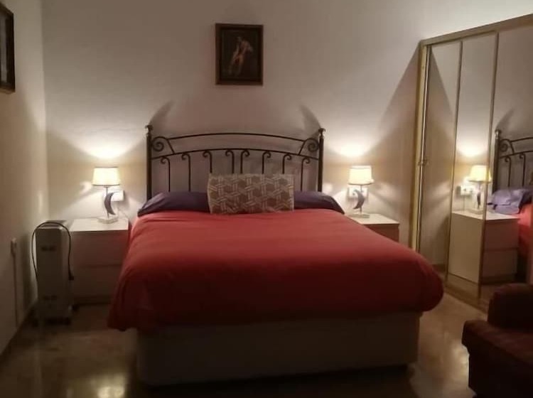 پانسیون Patio De La Fuenseca