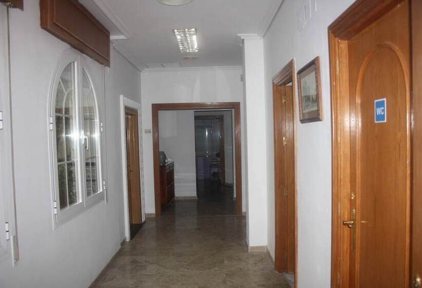 پانسیون Patio De La Fuenseca