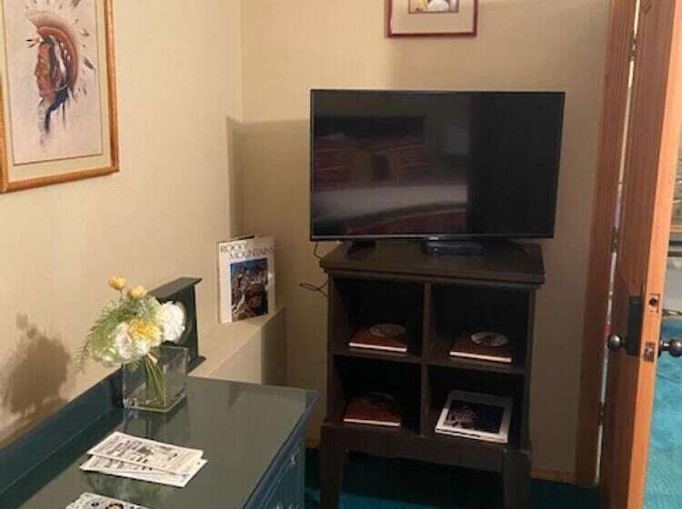 簡易ホテル The Electric Bungalow