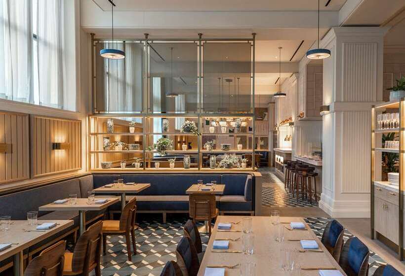 Отель Canopy By Hilton Philadelphia Center City