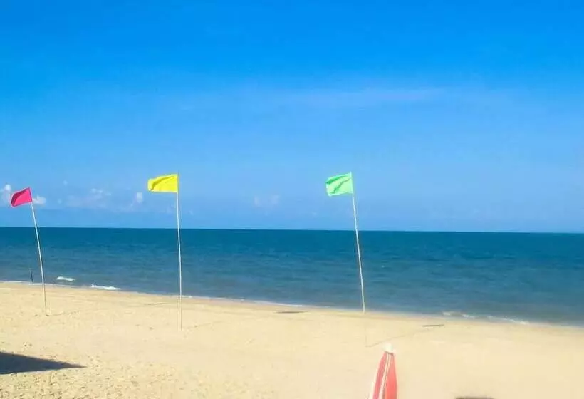 ホテル Cc Beach Resort
