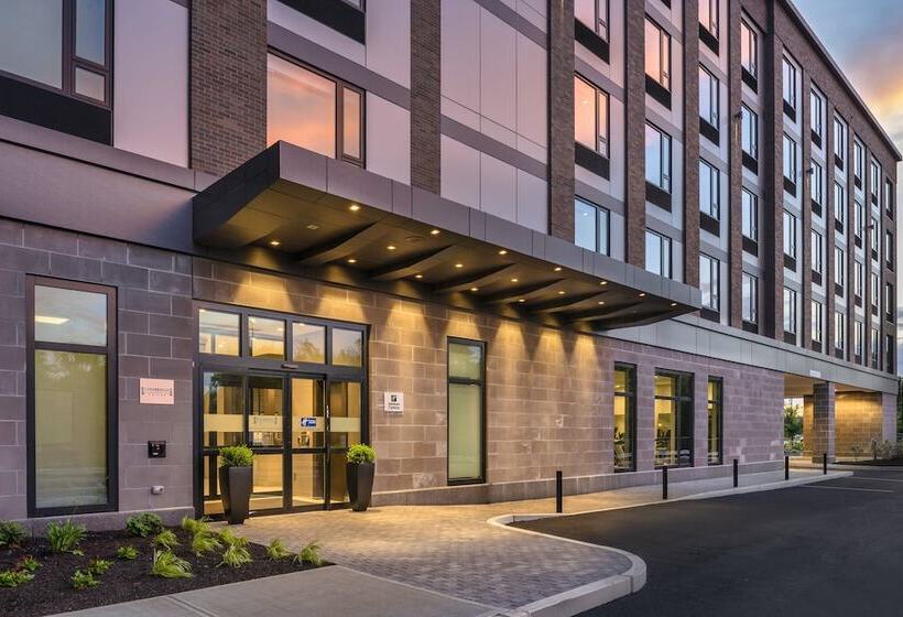 호텔 Holiday Inn Express   Boston Logan Airport   Revere, An Ihg