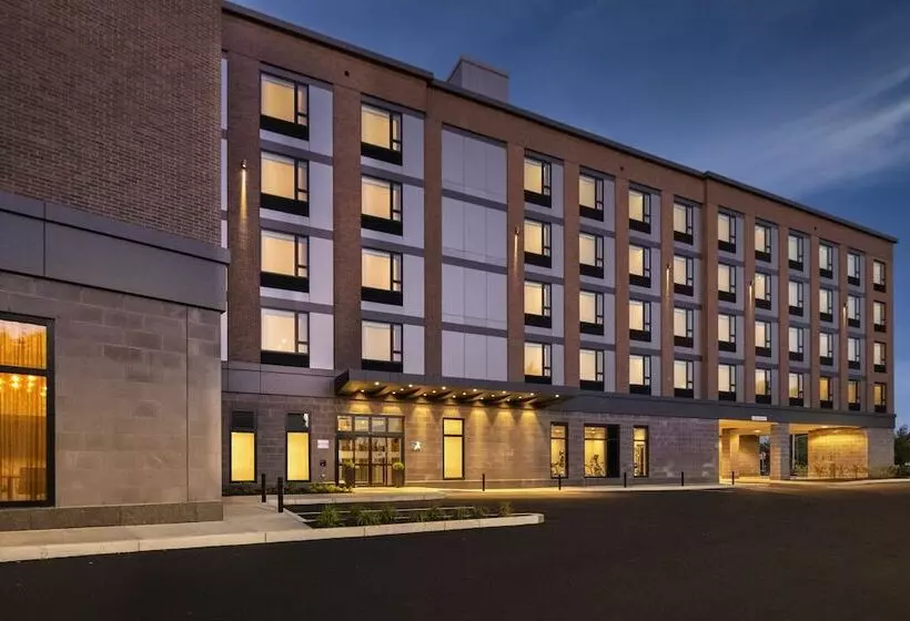 Hotelli Holiday Inn Express   Boston Logan Airport   Revere, An Ihg