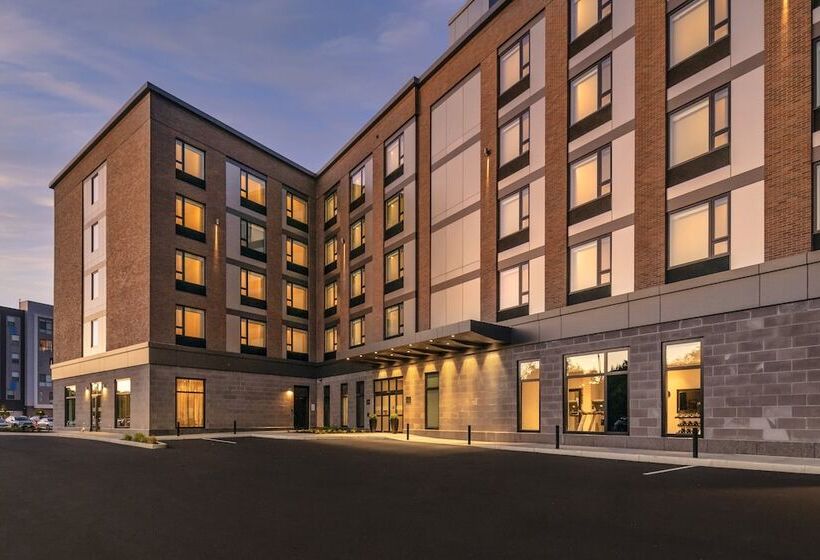 호텔 Holiday Inn Express   Boston Logan Airport   Revere, An Ihg