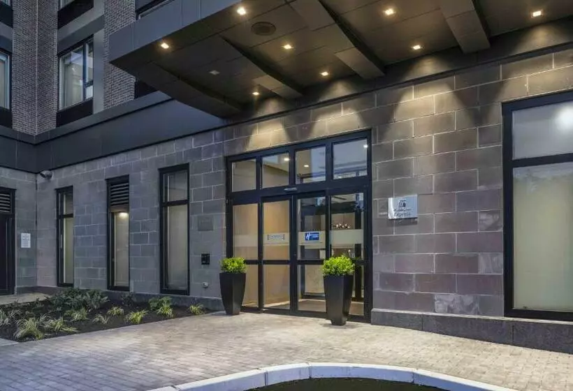 Hotelli Holiday Inn Express   Boston Logan Airport   Revere, An Ihg