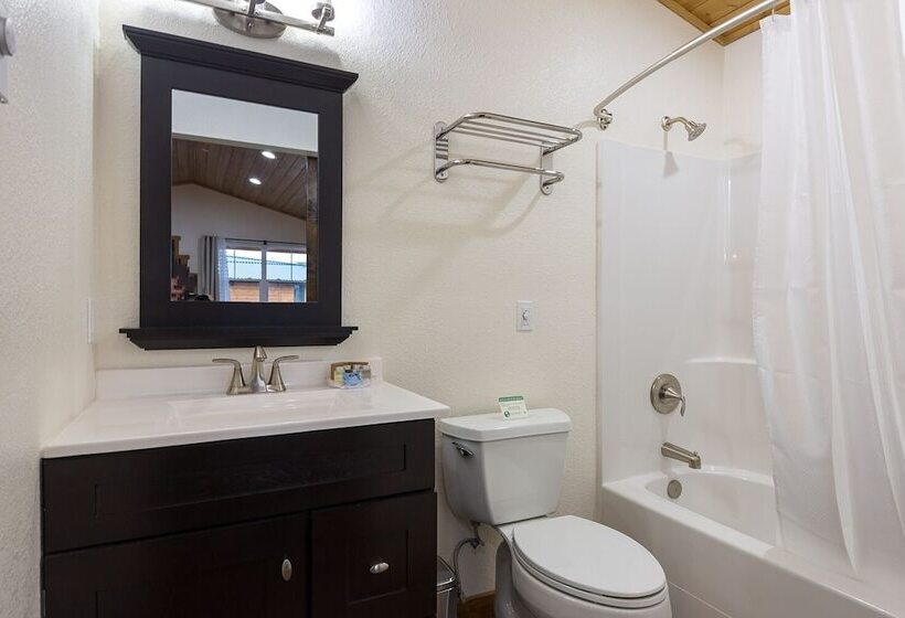 酒店 Woodland Inns