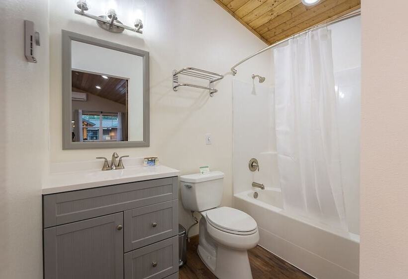 酒店 Woodland Inns